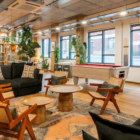 Student Only Ensuite At Canvas The Malthouse * Bristol